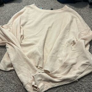 Long sleeve crop top